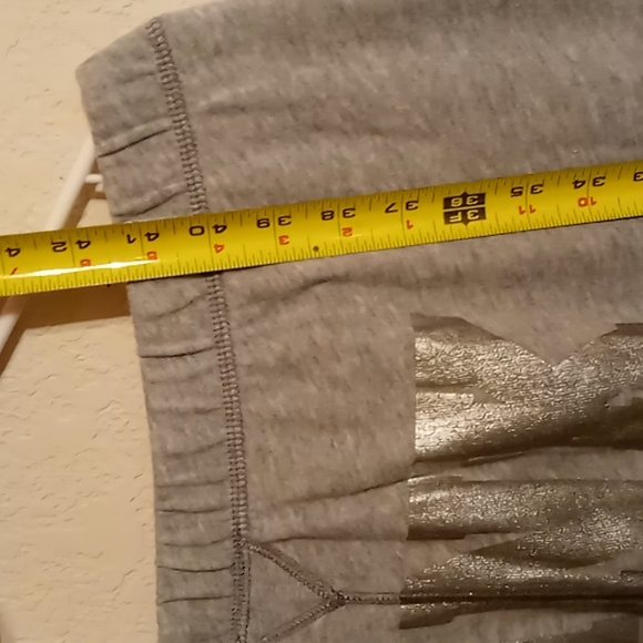 Victoria Secrets PINK Womens Grey w Silver Logo sz M - Picture 10 of 13